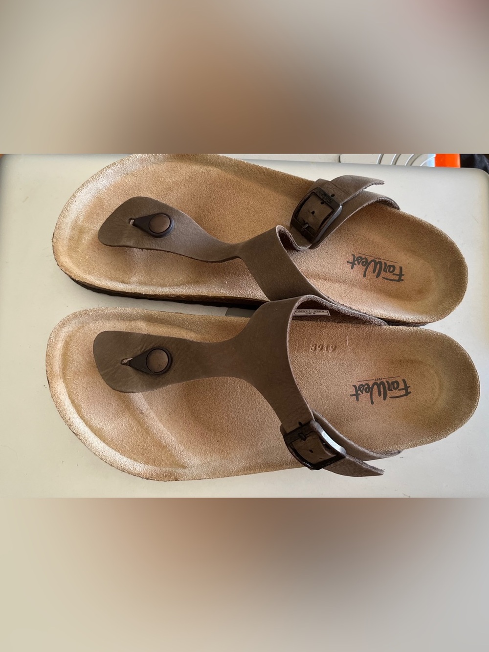 FarWest sandals like new size 9